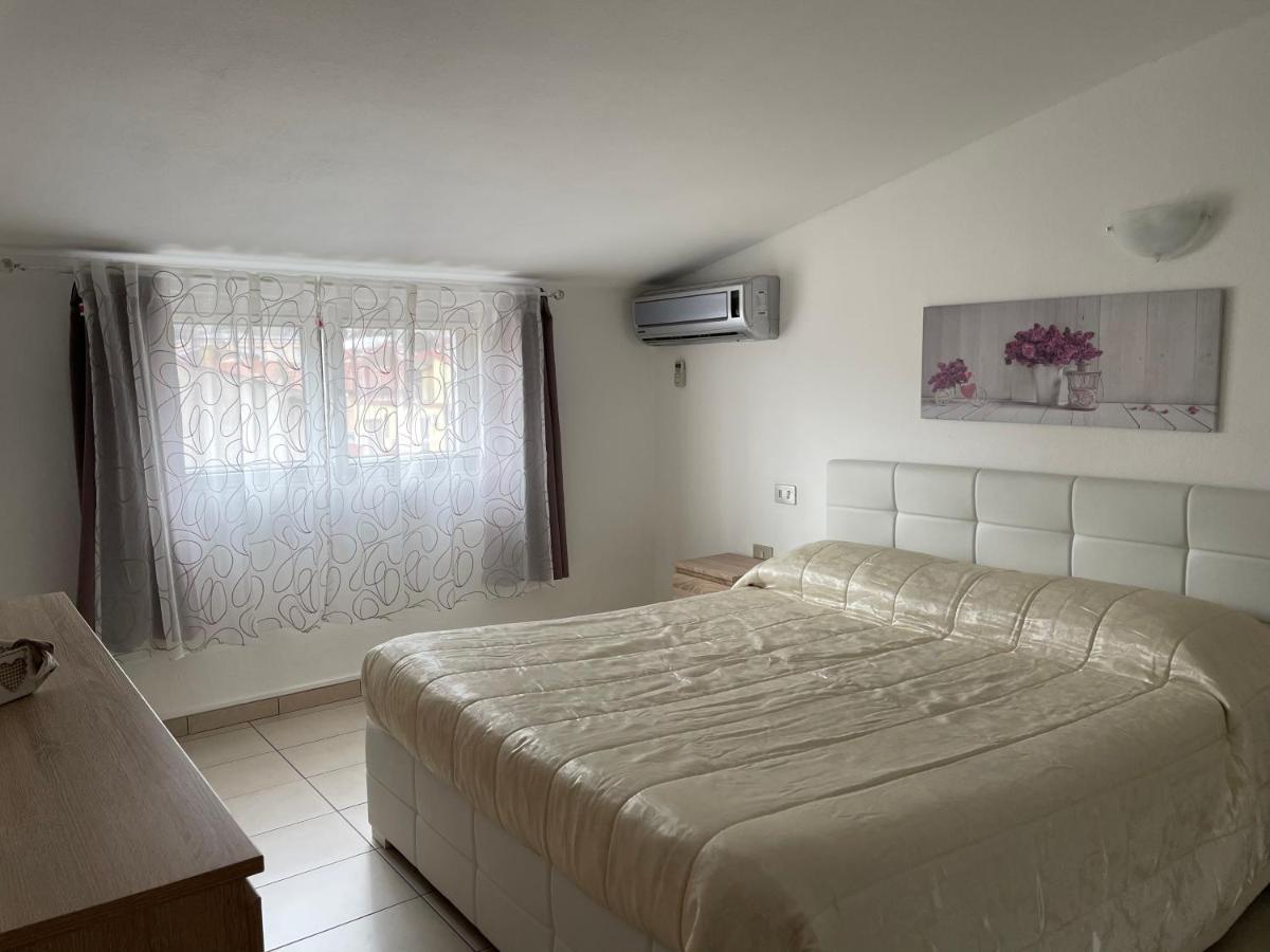 Casa Alice Daire Villacidro Dış mekan fotoğraf
